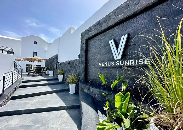 Venus Sunrise & Hotel Vourvoúlos