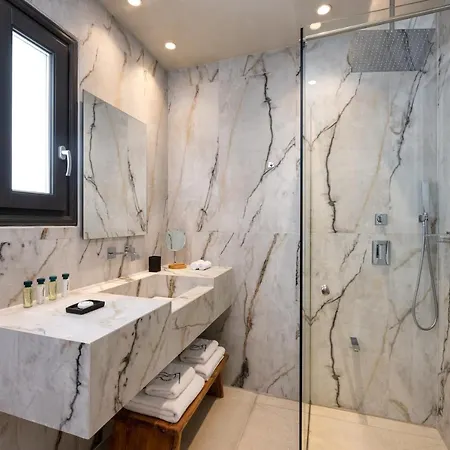 Hotel Venus Sunrise & Vourvoúlos