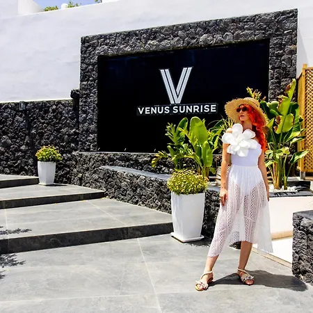 Venus Sunrise & Hotel Vourvoulos