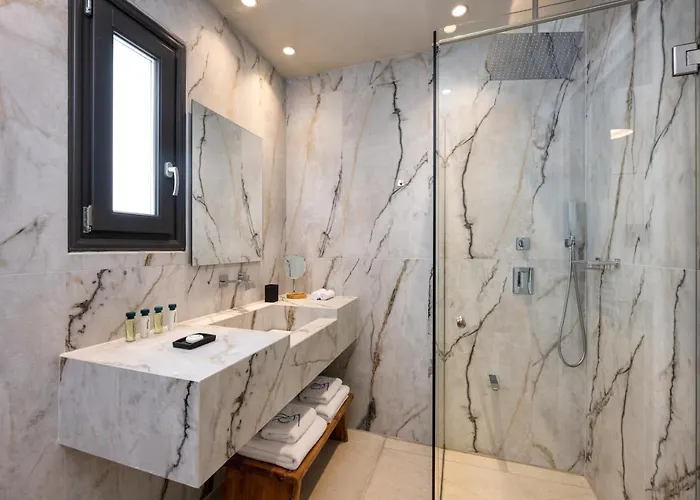 Hotel Venus Sunrise & Vourvoúlos