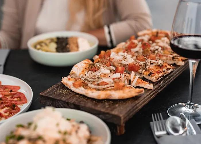 Venus Sunrise & Otel Vourvoúlos