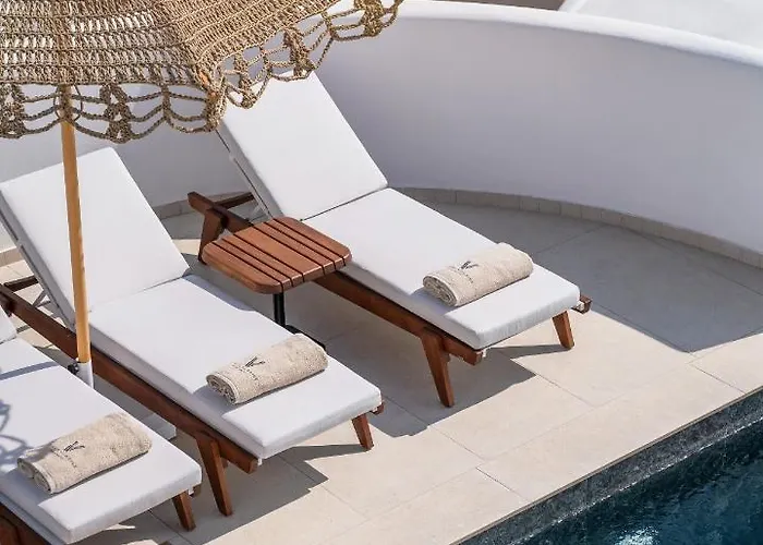 Venus Sunrise & Hotel Vourvoúlos