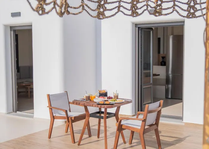 Venus Sunrise & Hotel Vourvoúlos