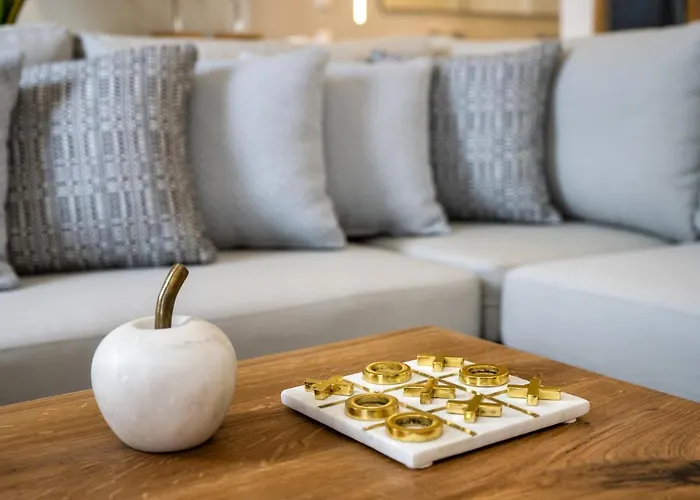 Venus Sunrise & Hotel